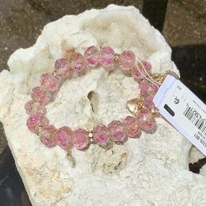 BETSEY JOHNSON ROSE BEADS STRETCH BRACELET, NEW WITH TAGS